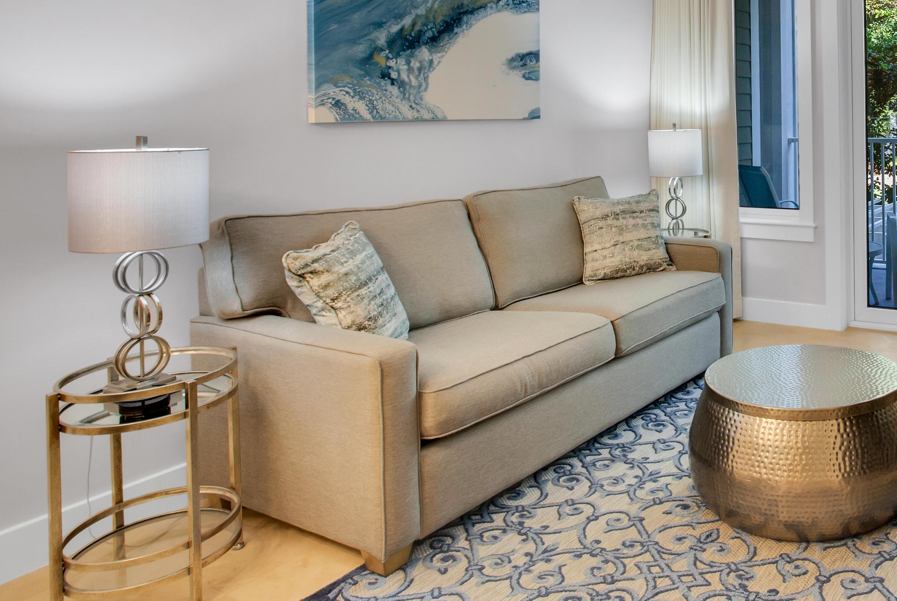 Pilot House - Residential