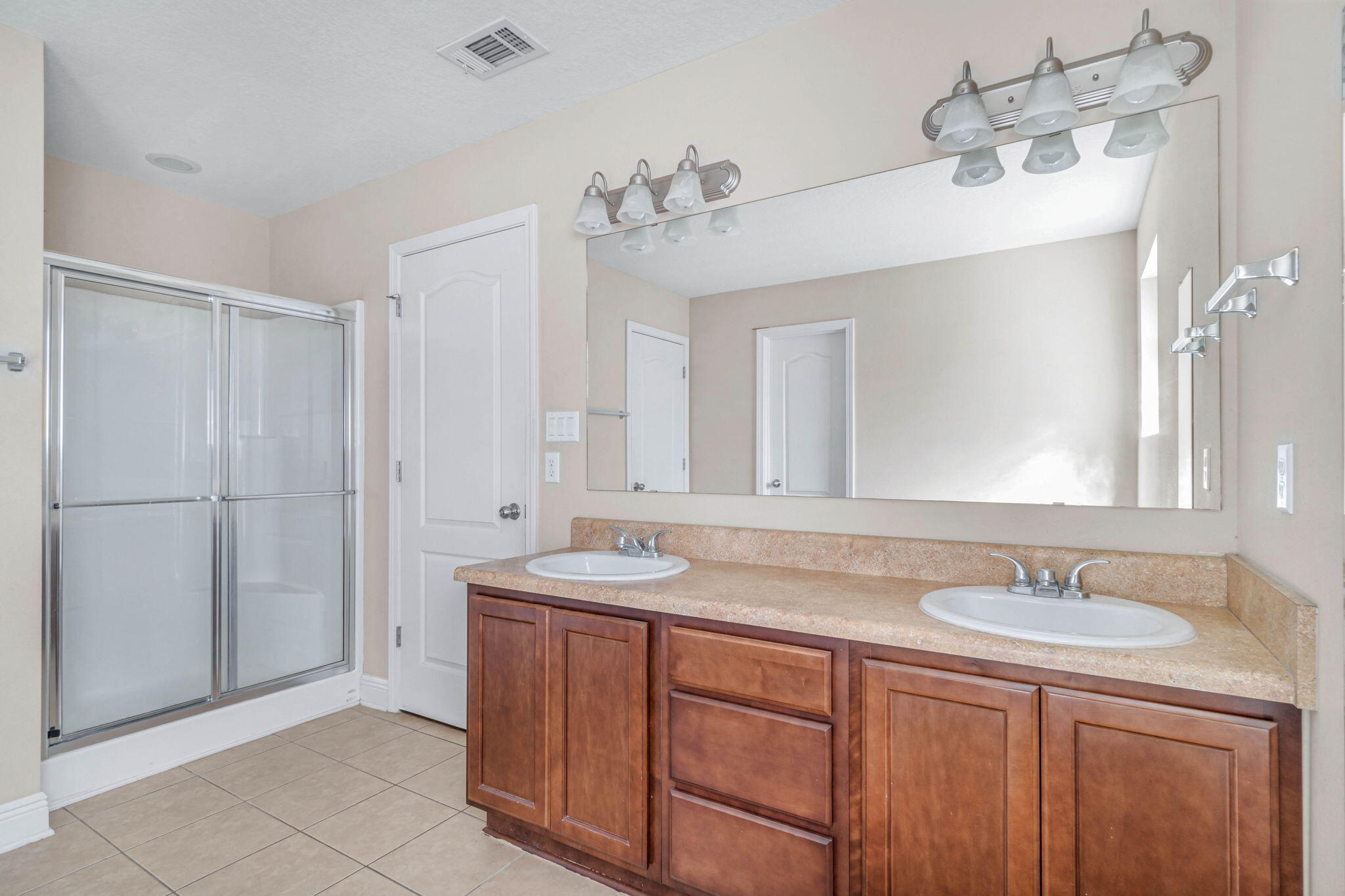 DUGGAN POND ESTATES - Residential