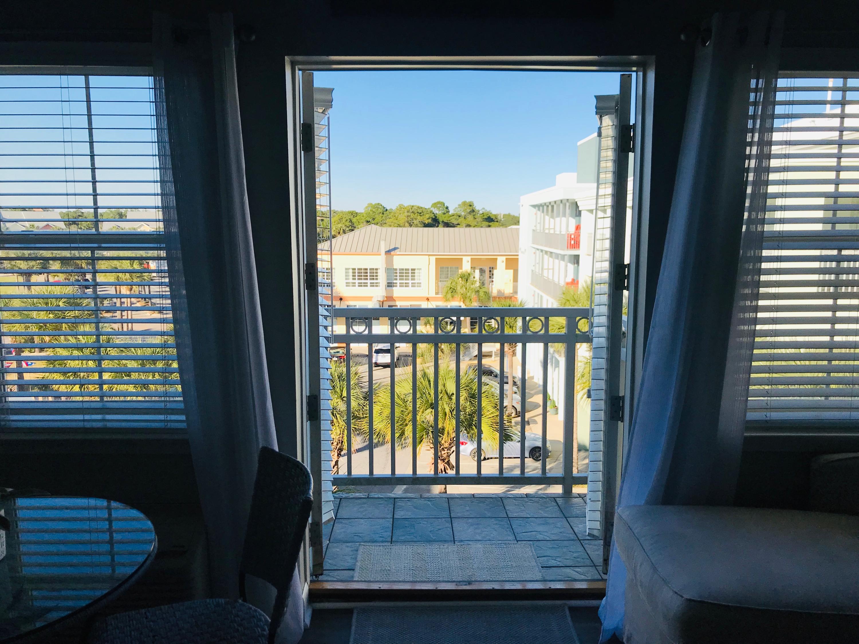 INN AT GULF PLACE - Residential