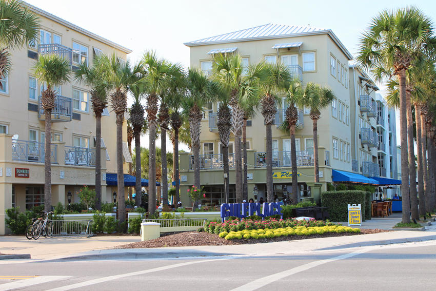 INN AT GULF PLACE - Residential