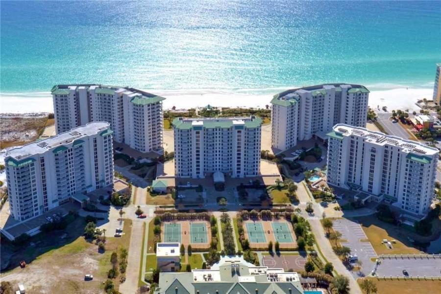 ST. LUCIA AT SILVER SHELLS - Residential