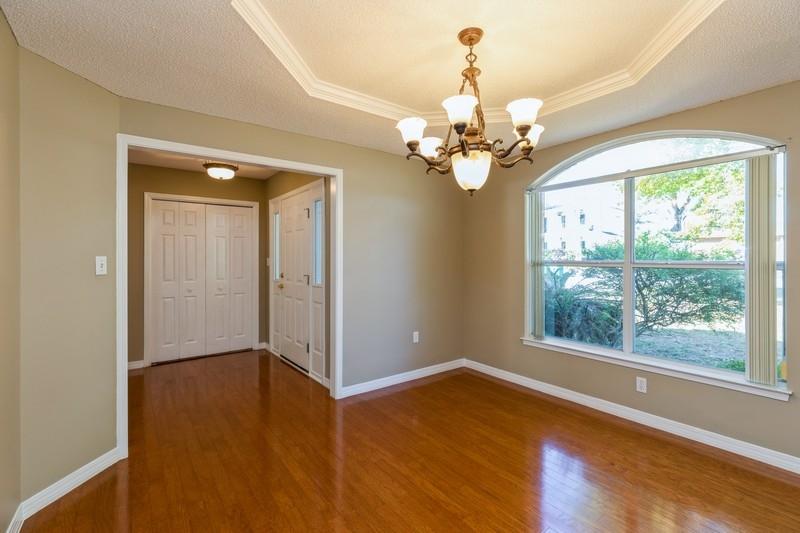 VALPARAISO PINECREST 6 - Residential