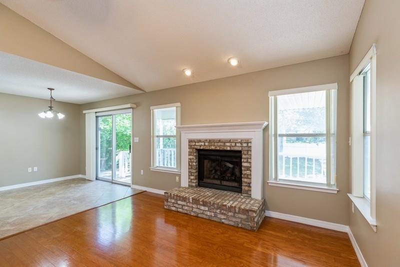 VALPARAISO PINECREST 6 - Residential