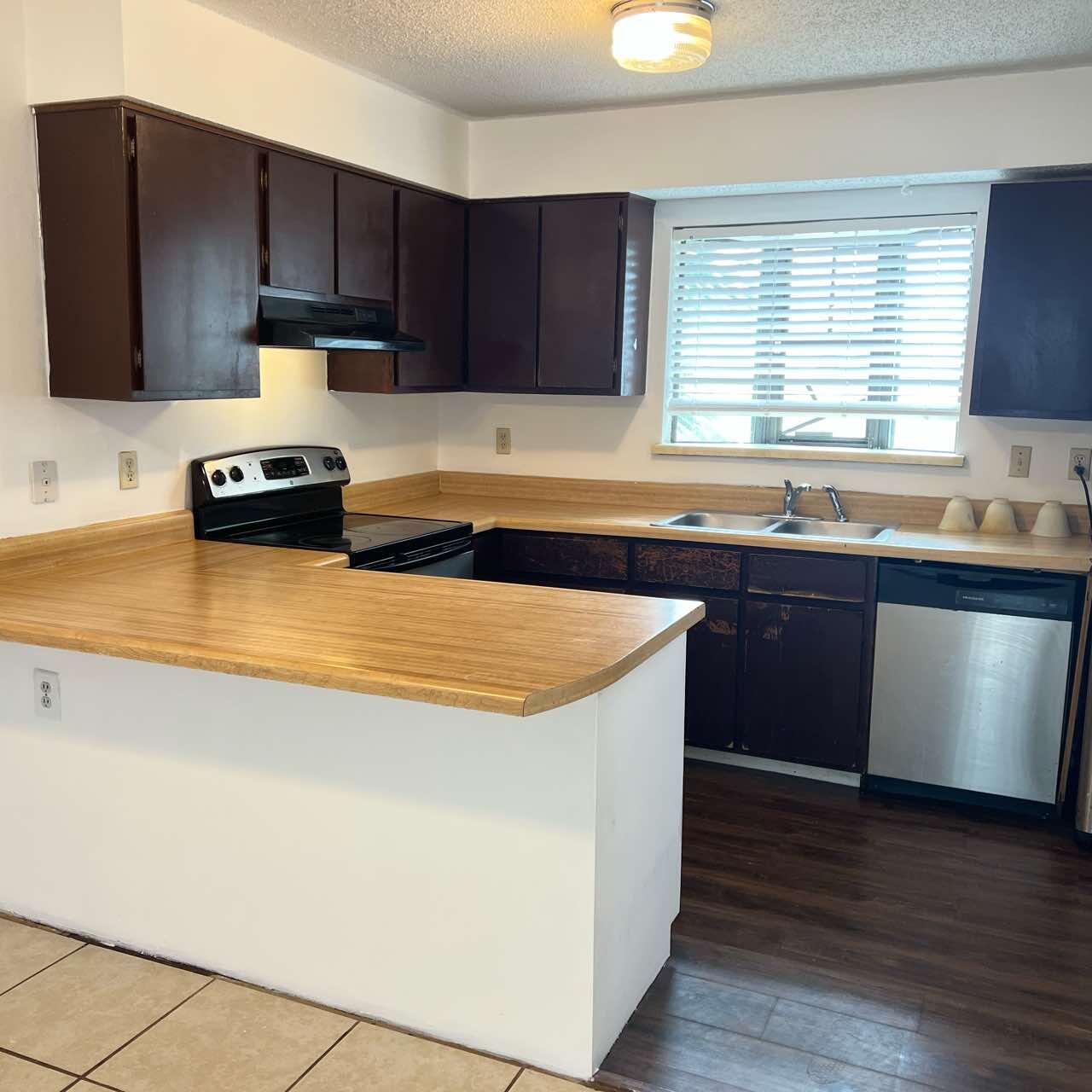 OXFORD PLACE UNIT 1 - Residential Lease
