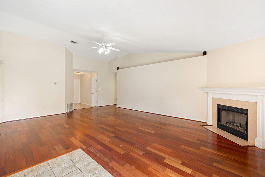 STEEPLECHASE PH 2 - Residential