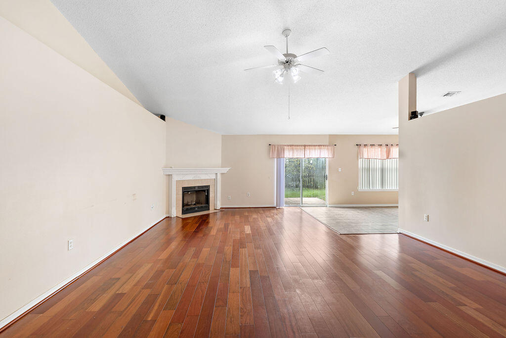 STEEPLECHASE PH 2 - Residential