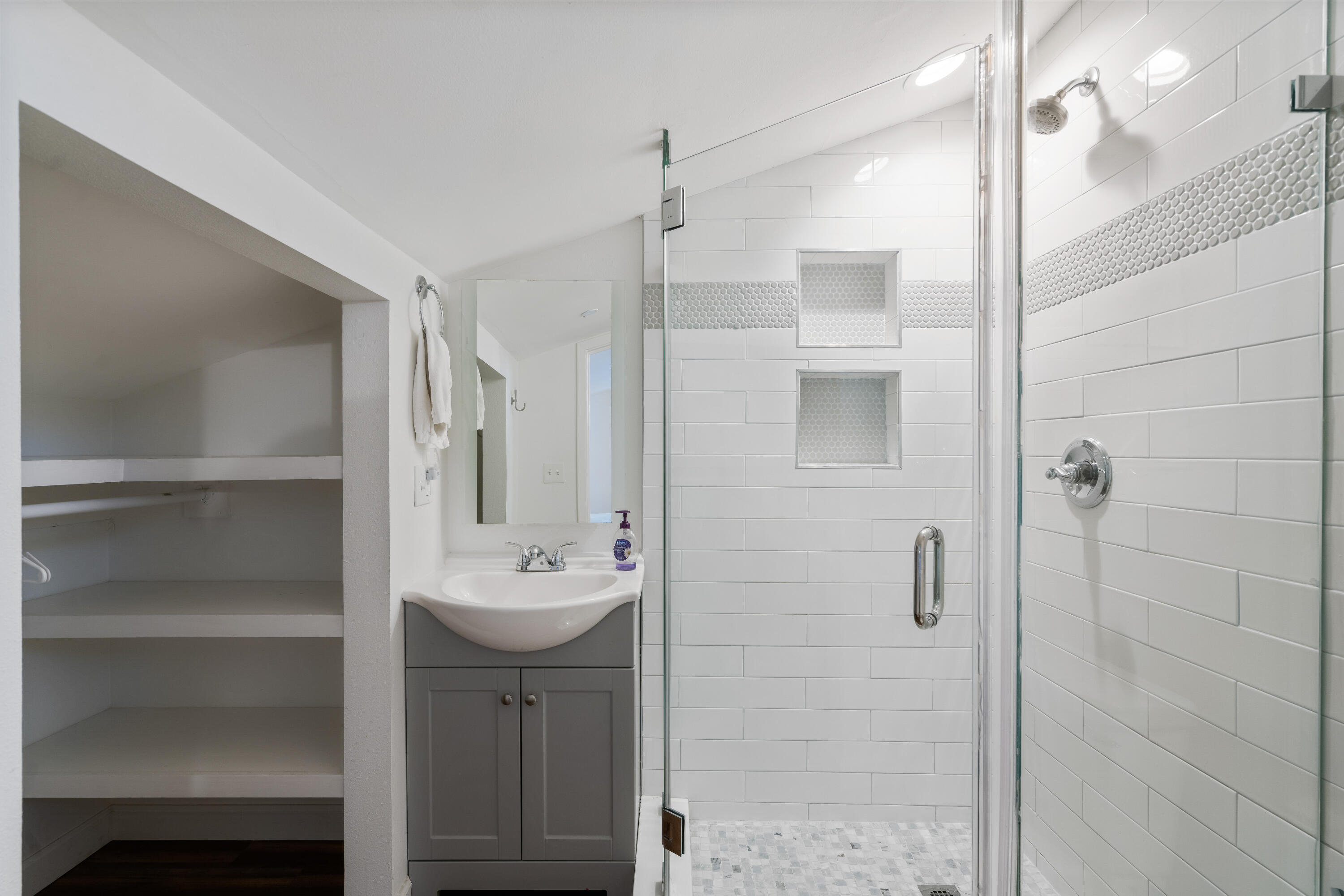 BLUE MOUNTAIN VILLAS CONDO - Residential