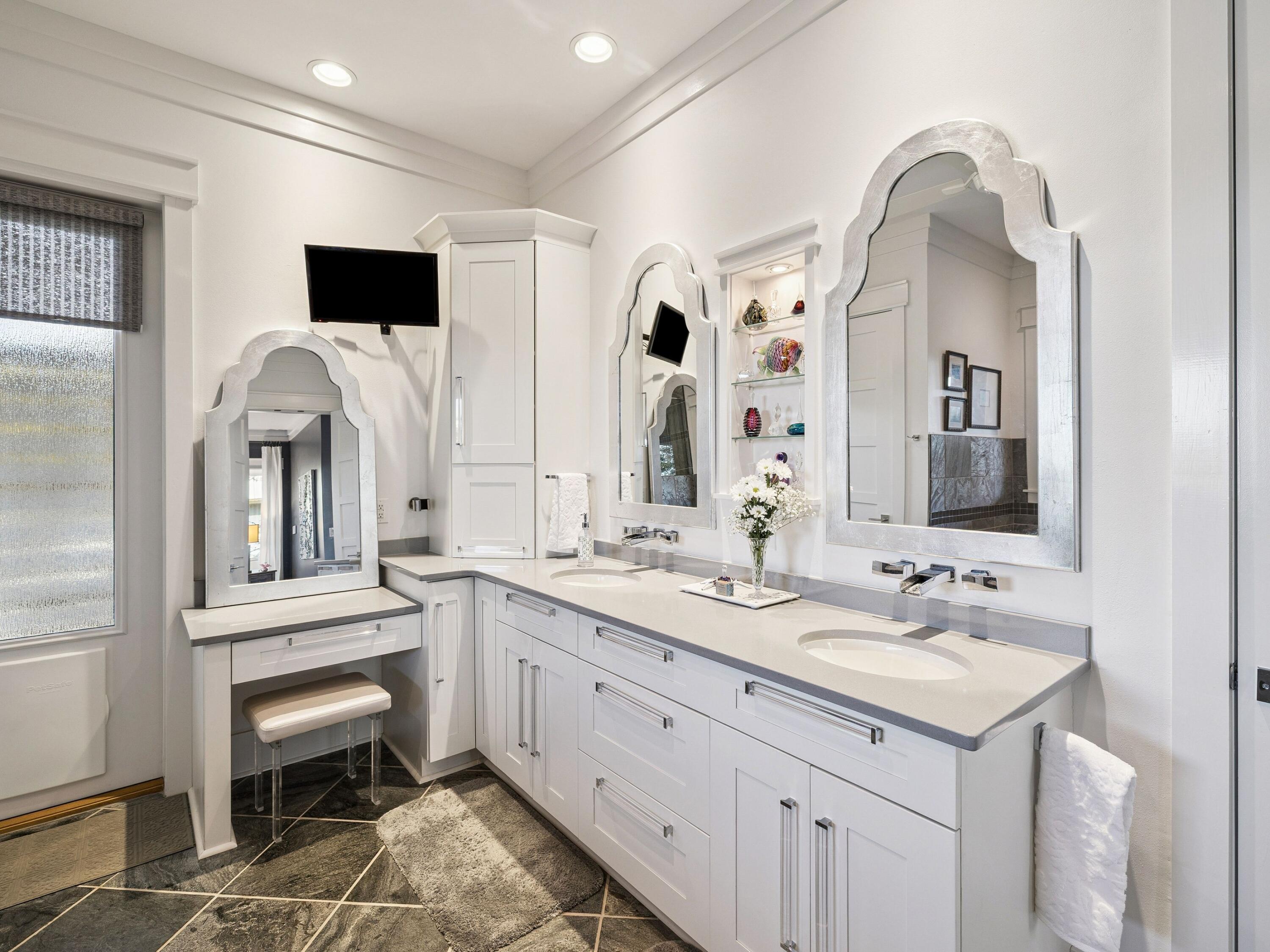 Blue Mountain - Residential