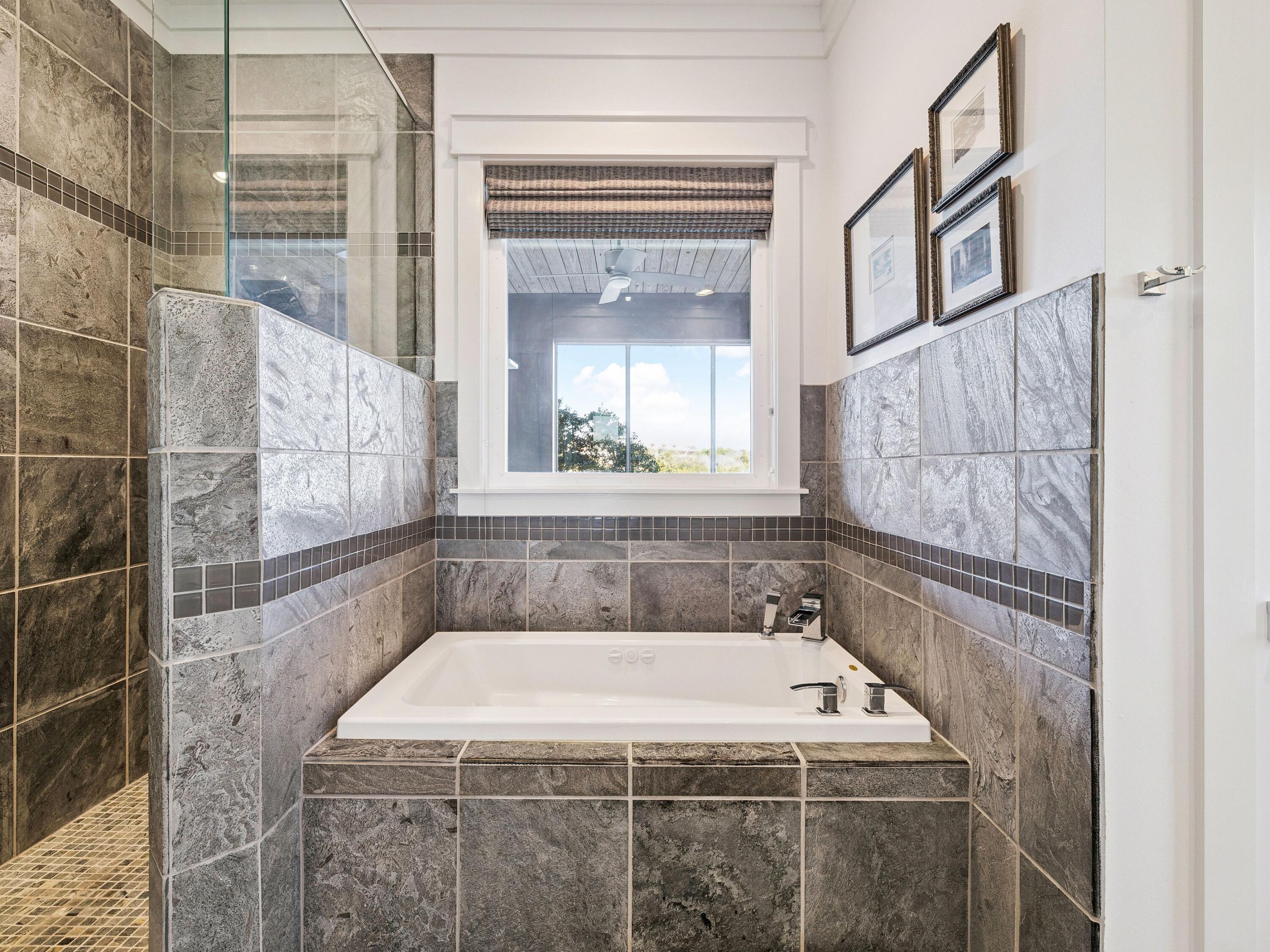 Blue Mountain - Residential