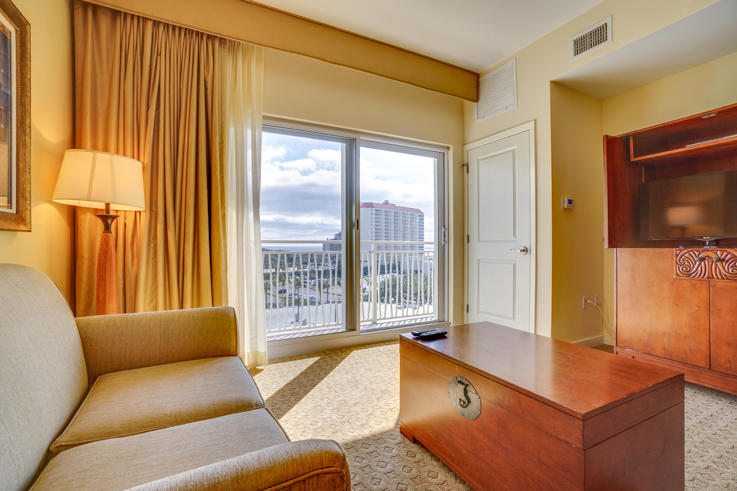 LUAU I - Residential