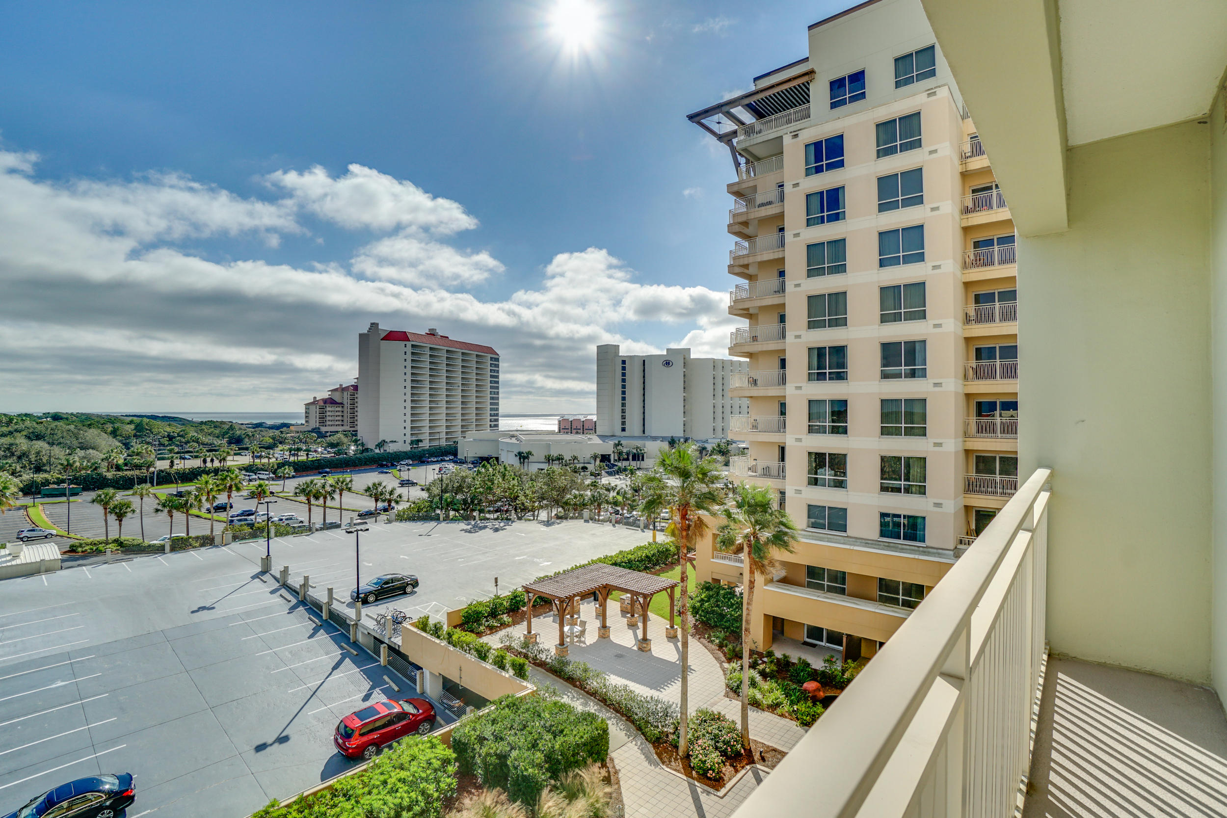 LUAU I - Residential