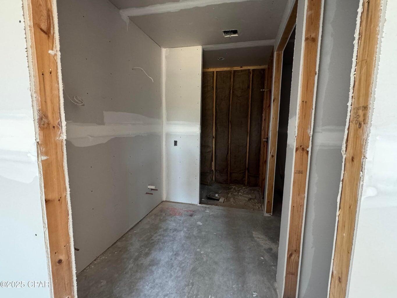 GRAND LAGOON BANKS - Residential