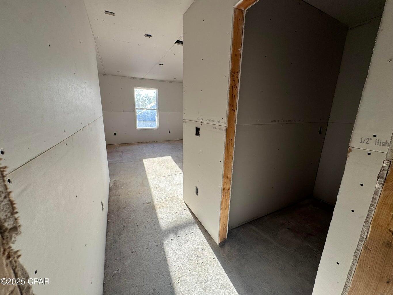 GRAND LAGOON BANKS - Residential