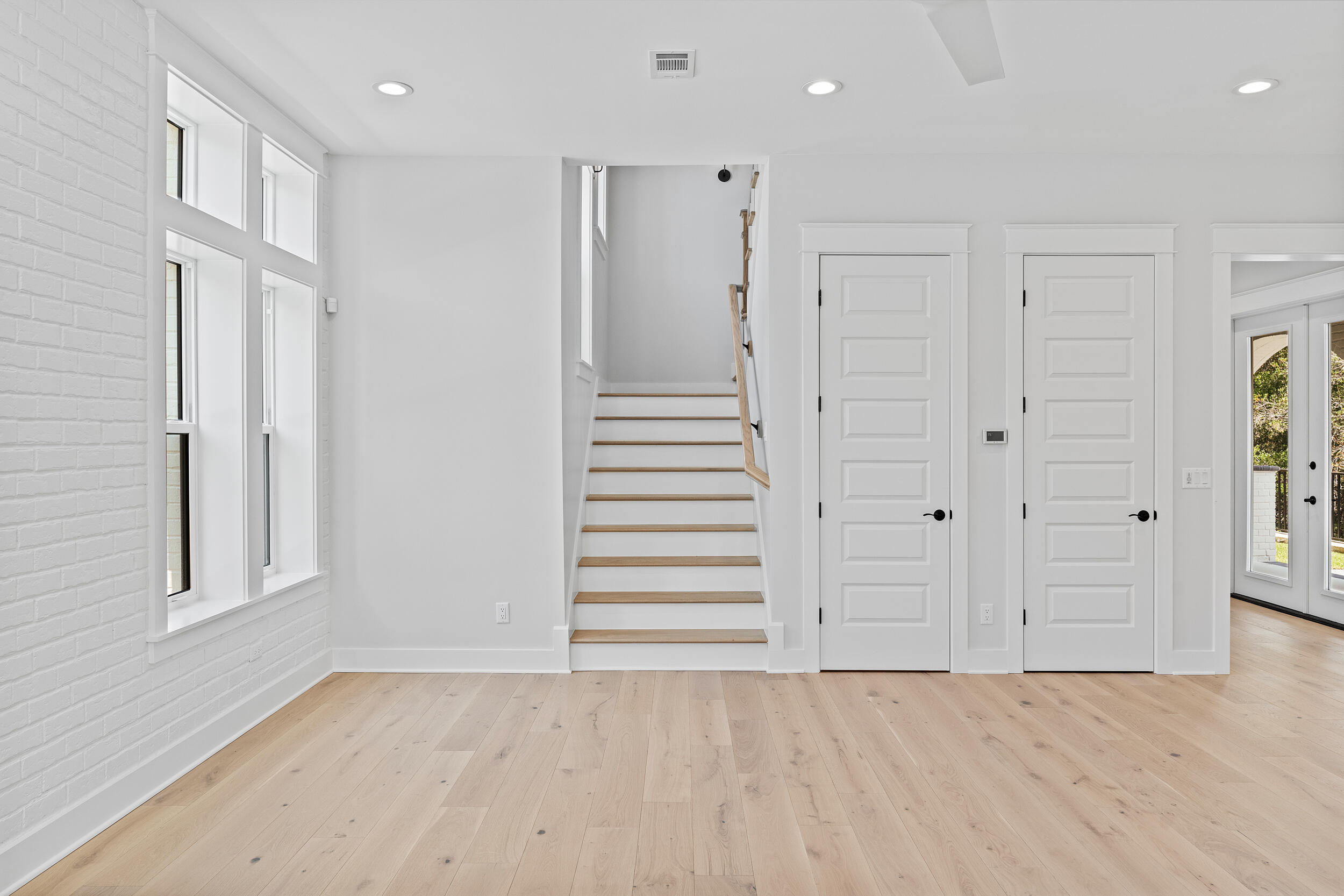 RIDGEWALK - Residential