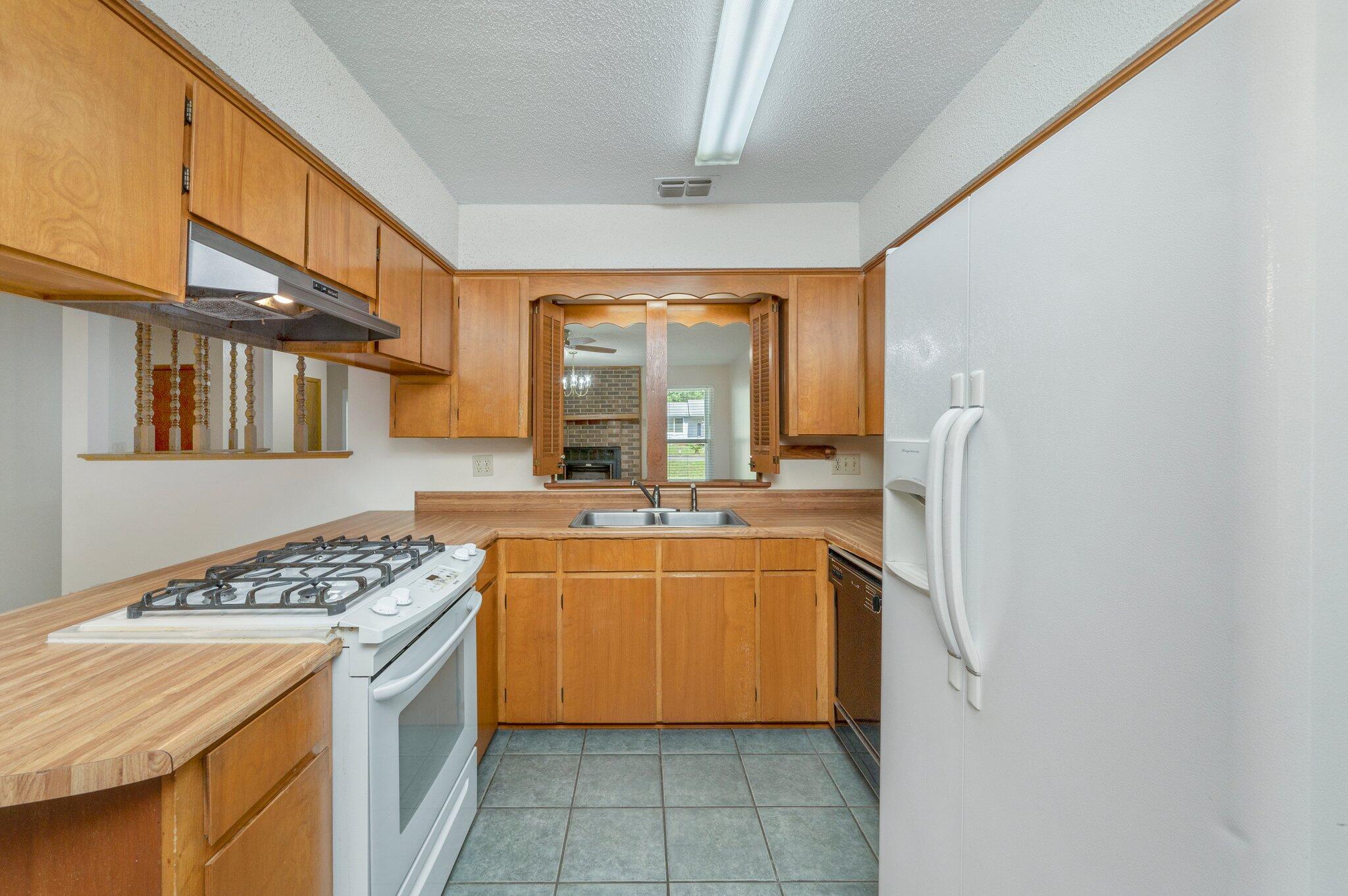 Mc:Laughlin & Harris - Residential