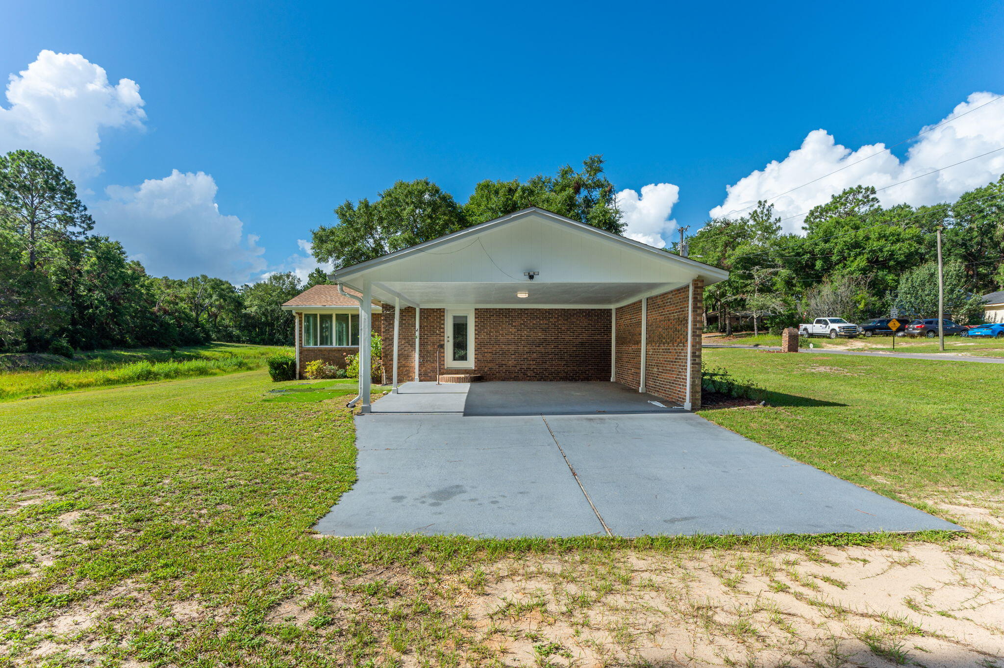 Mc:Laughlin & Harris - Residential