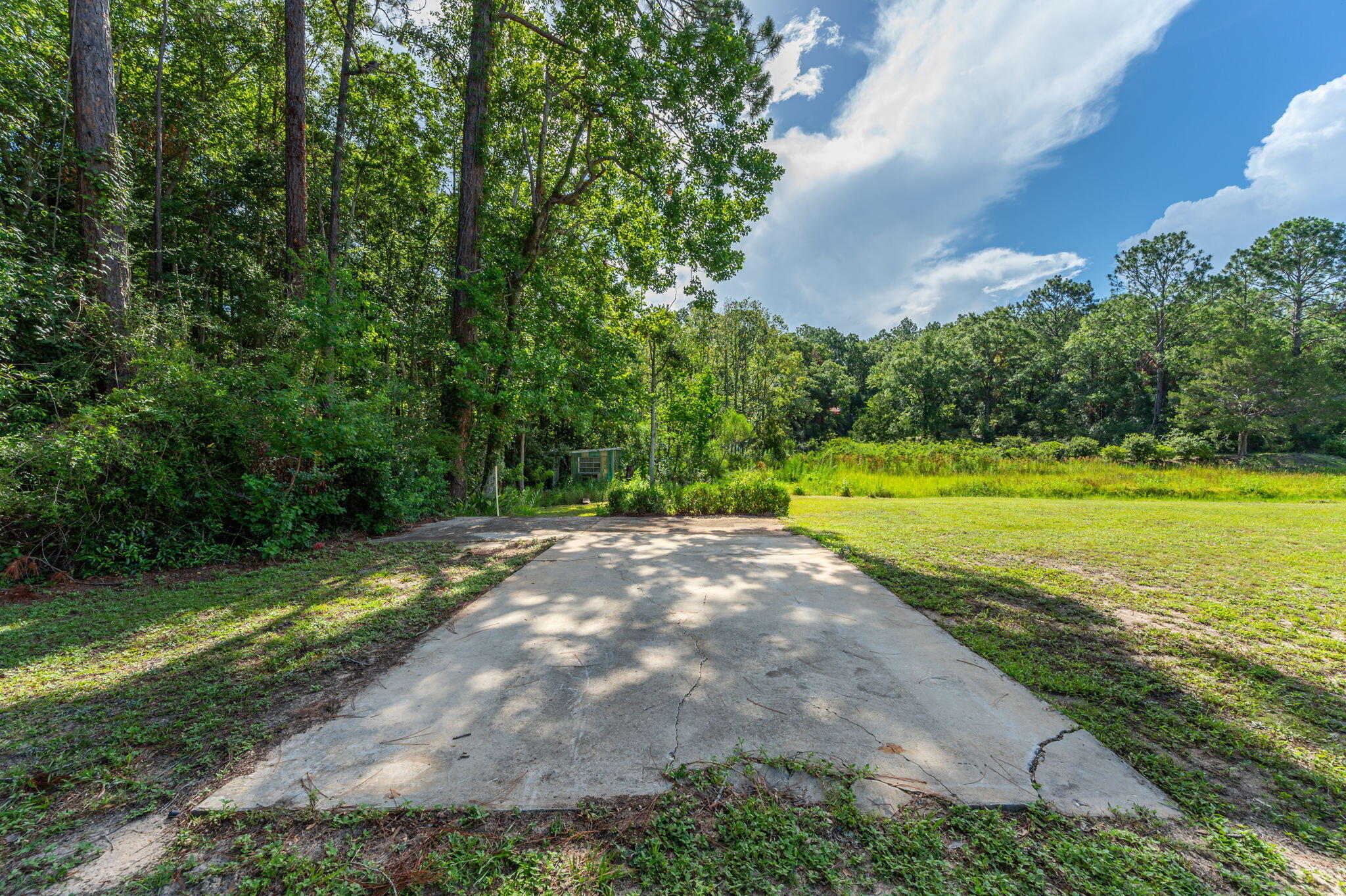 Mc:Laughlin & Harris - Residential