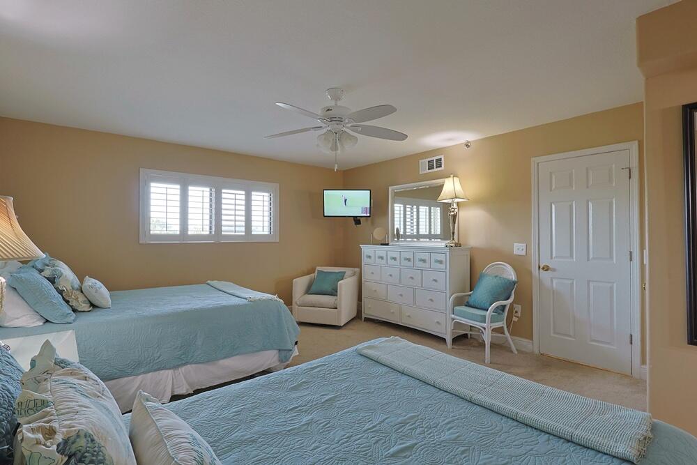 BREAKERS EAST CONDO - Residential