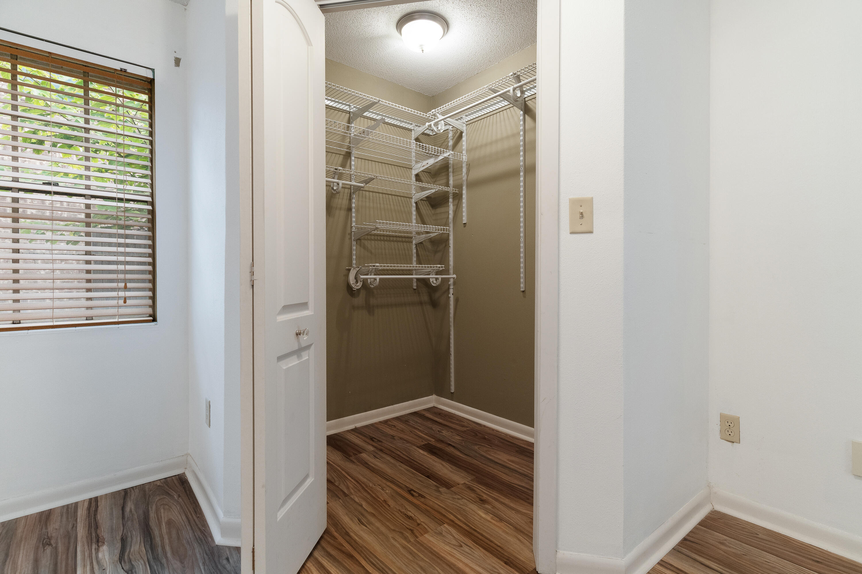 BAYOU WOODS 3RD ADD - Residential