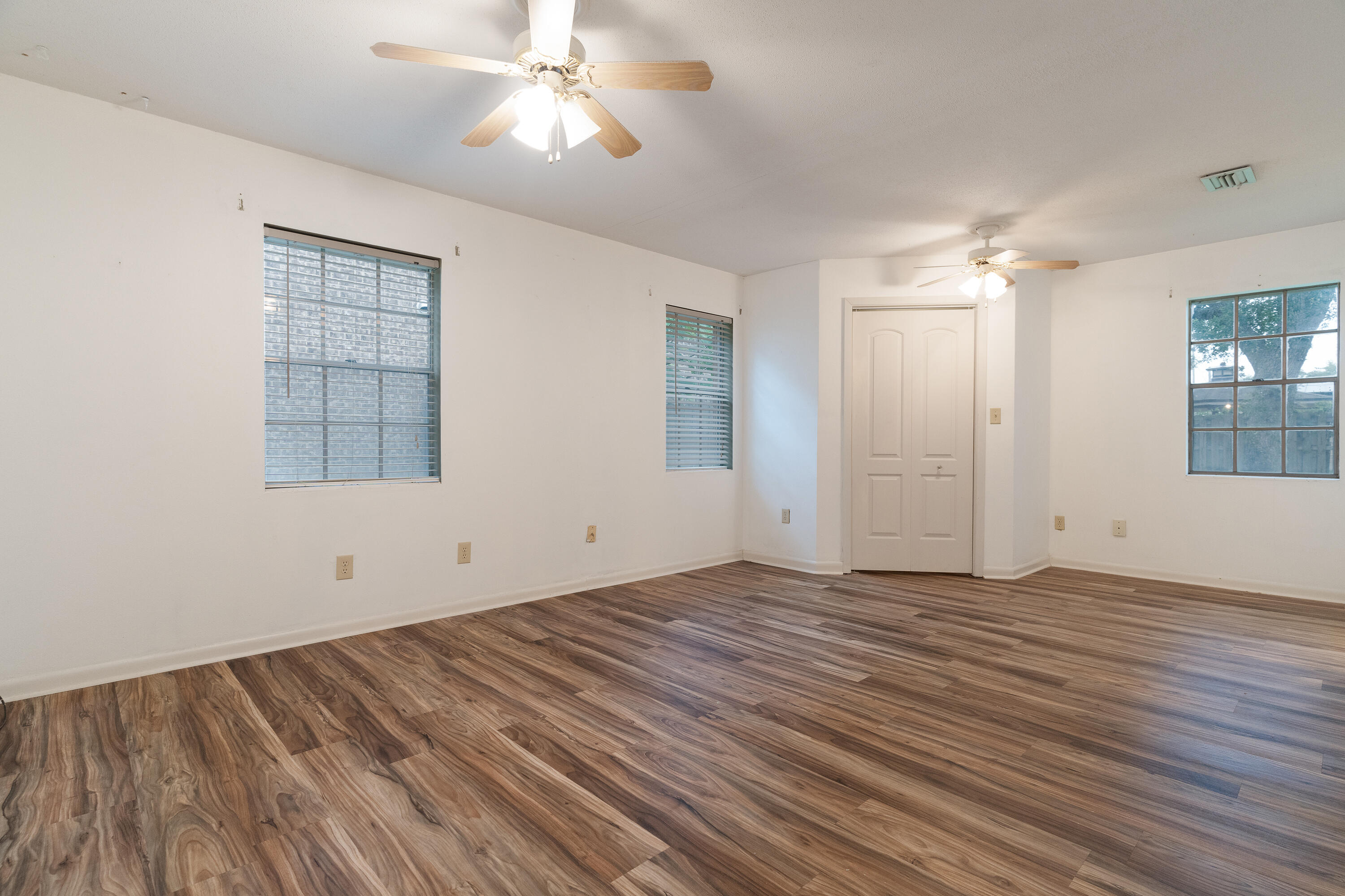 BAYOU WOODS 3RD ADD - Residential