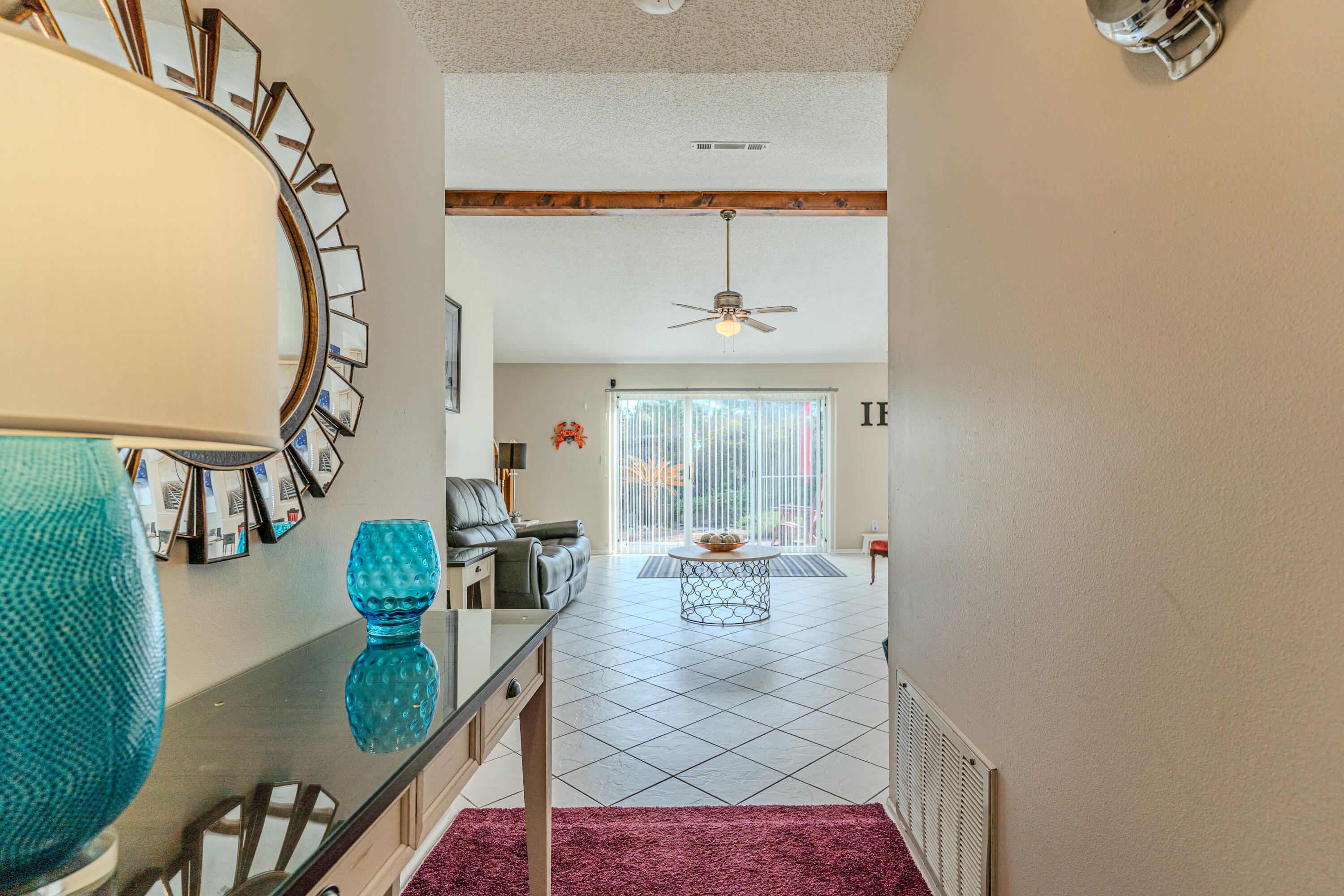 COLLEGE OAKS - Residential