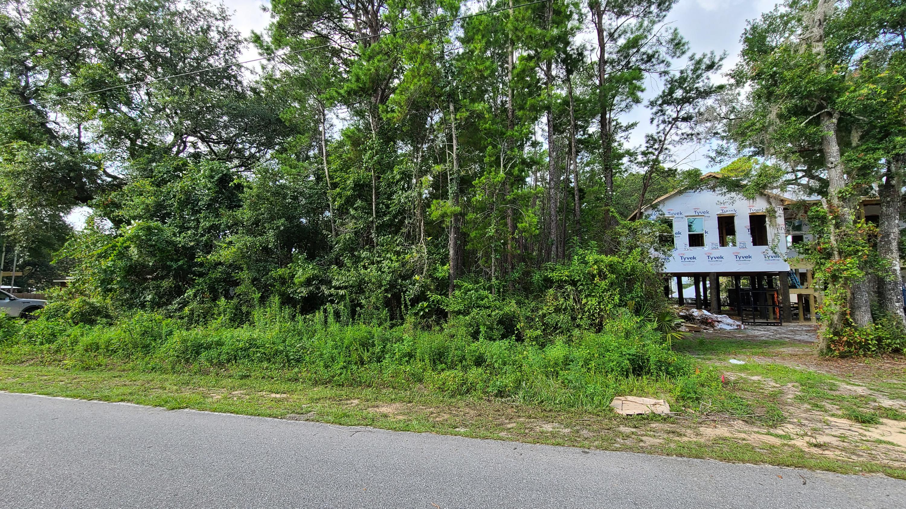 DAUGHETTES AMENDED - Land