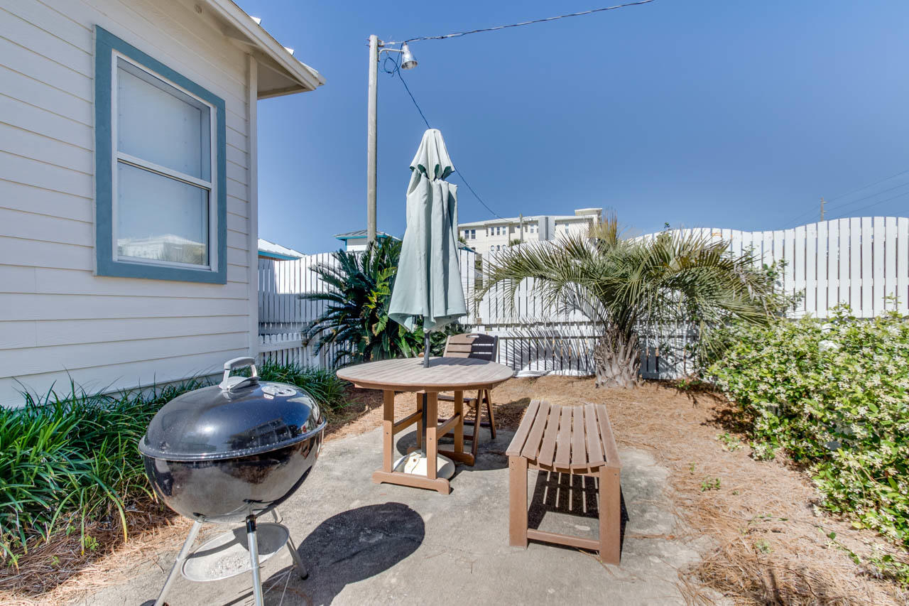 SUNRISE BEACH - Residential