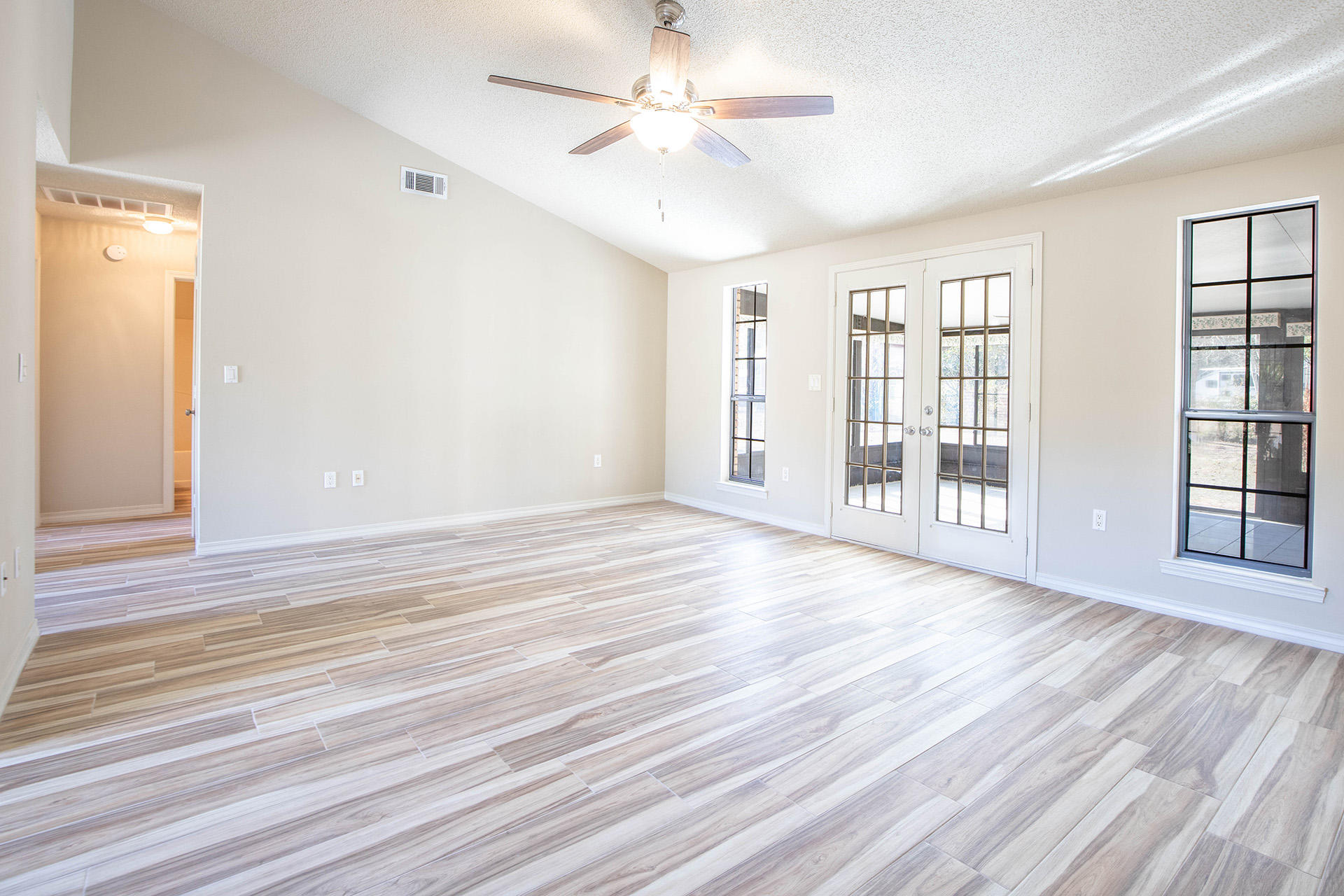 NORTH HILL - Residential