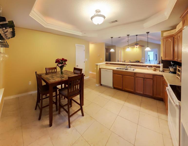 OAKDALE M/F - Residential