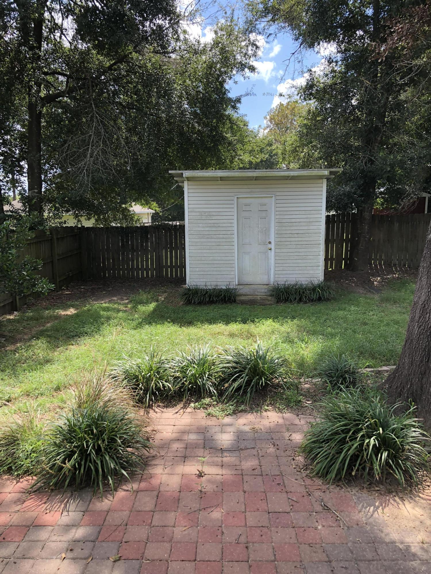 OAKDALE M/F - Residential