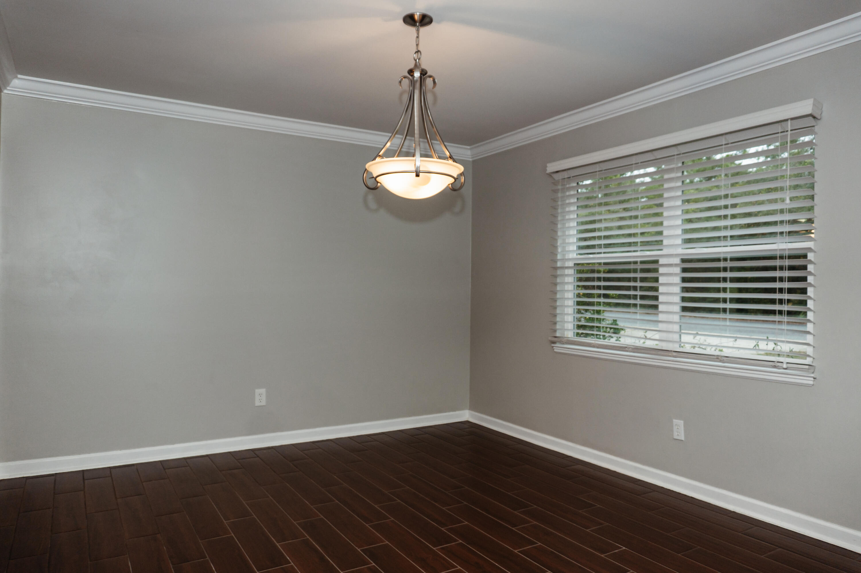 MARINERS COVE - Residential Lease