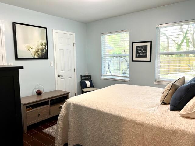 MARINERS COVE - Residential Lease