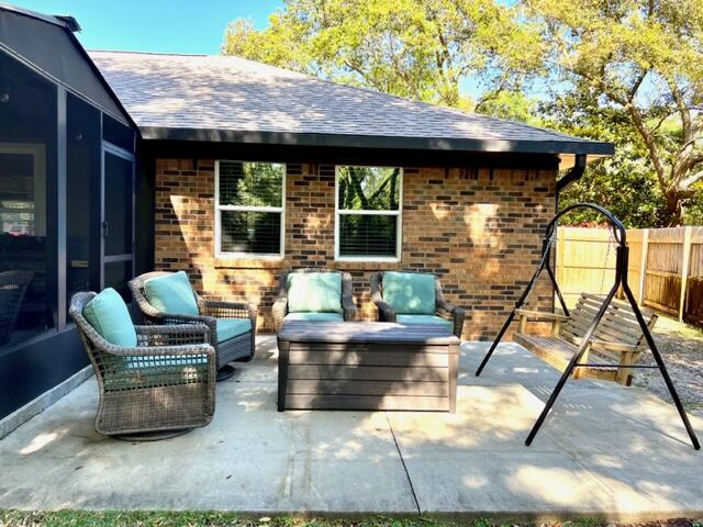 MARINERS COVE - Residential Lease