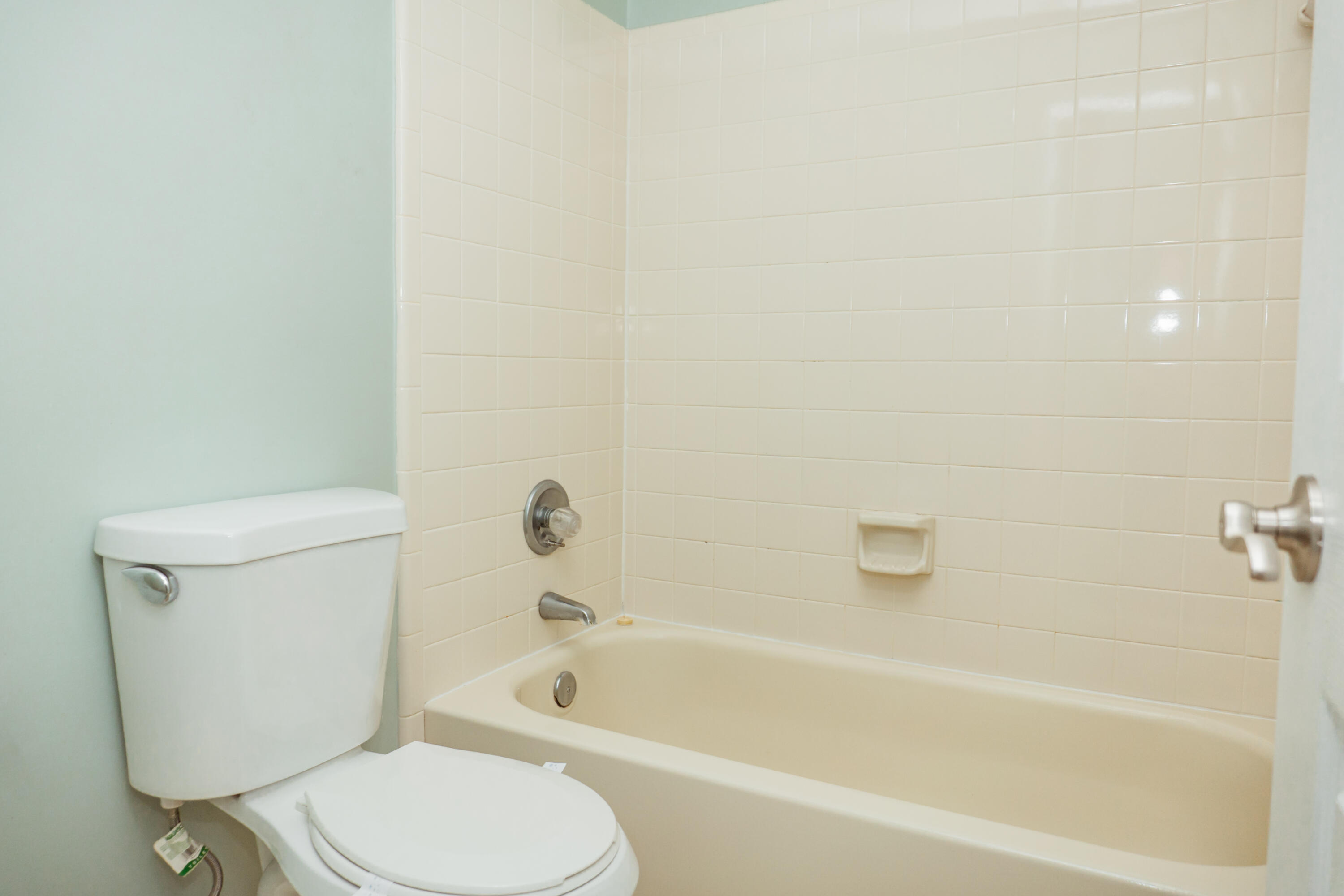 MARINERS COVE - Residential Lease