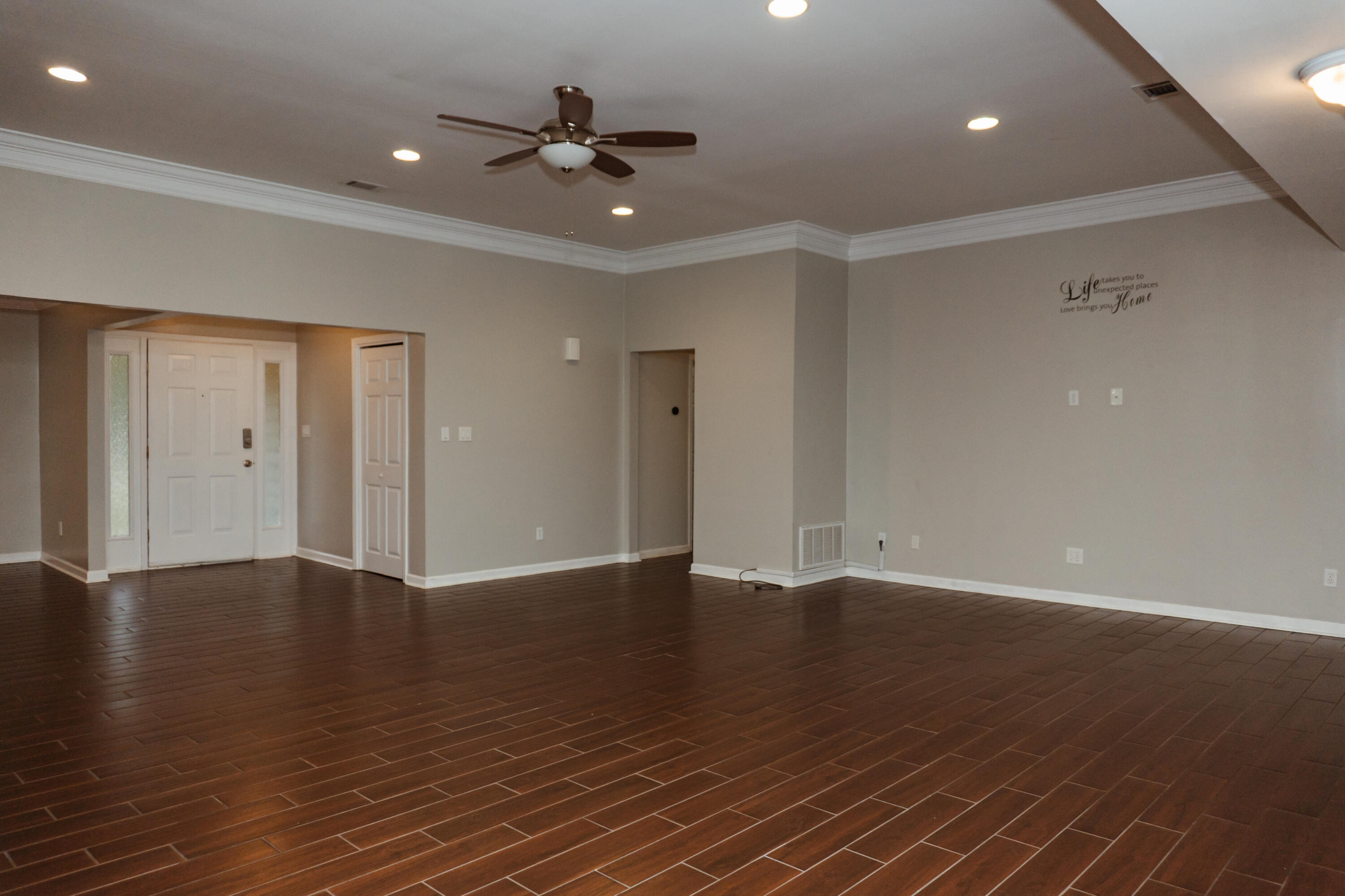 MARINERS COVE - Residential Lease