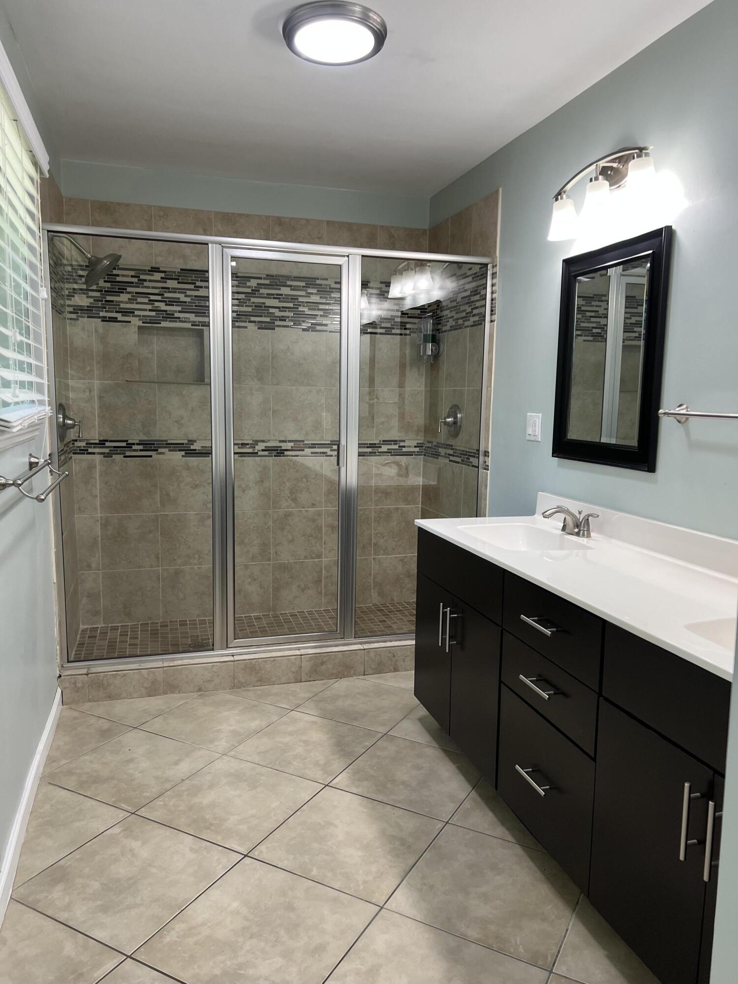 MARINERS COVE - Residential Lease