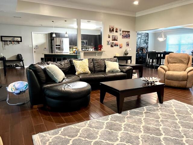 MARINERS COVE - Residential Lease