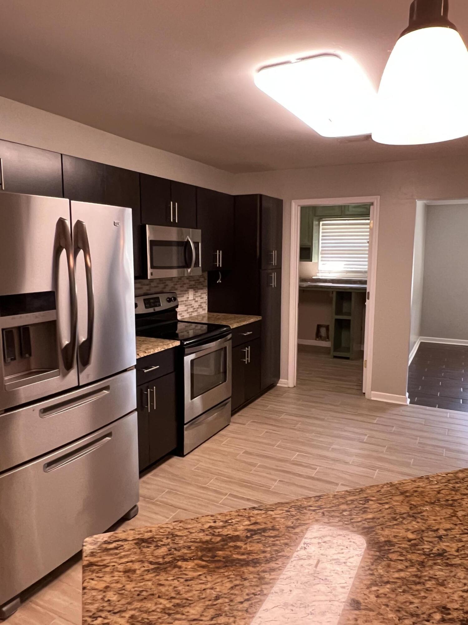 MARINERS COVE - Residential Lease