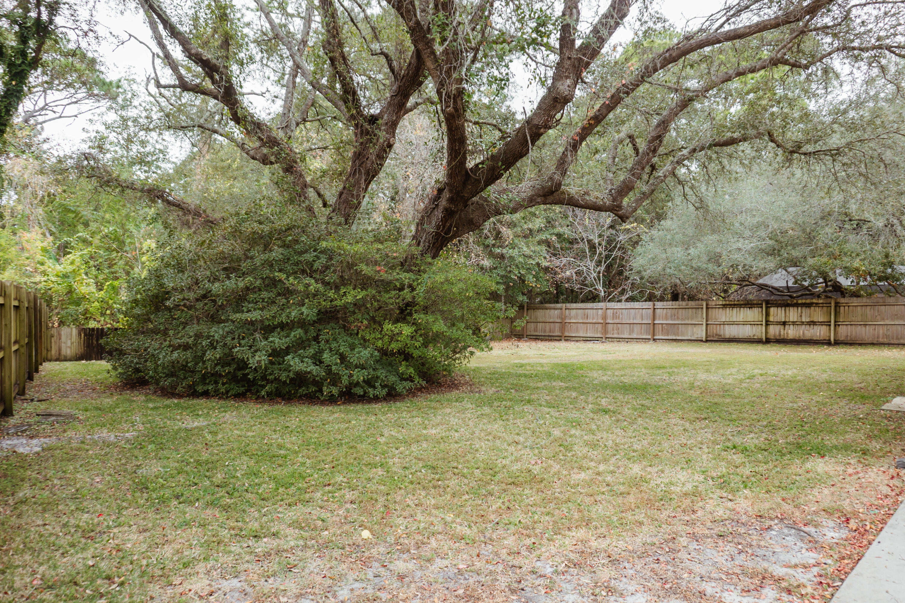 MARINERS COVE - Residential Lease