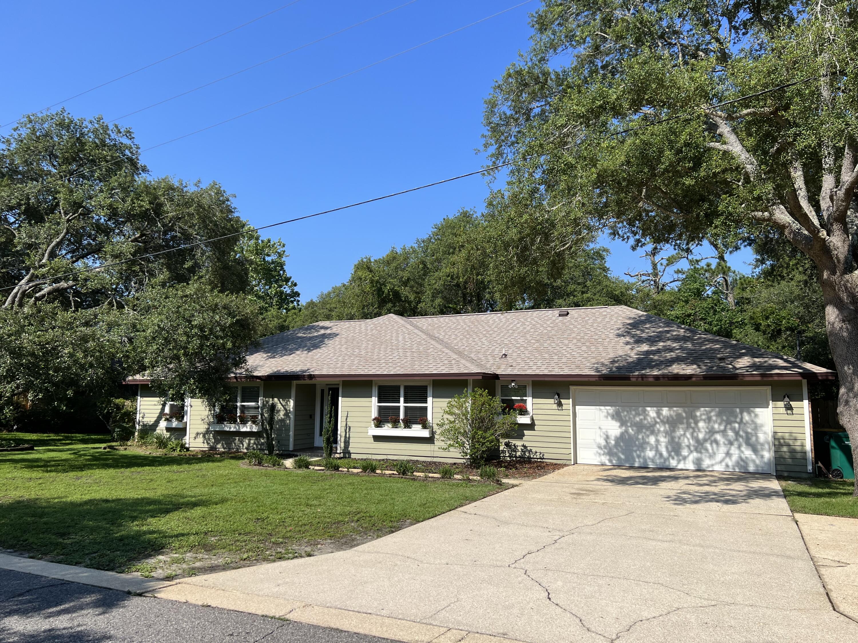 MARINERS COVE - Residential Lease