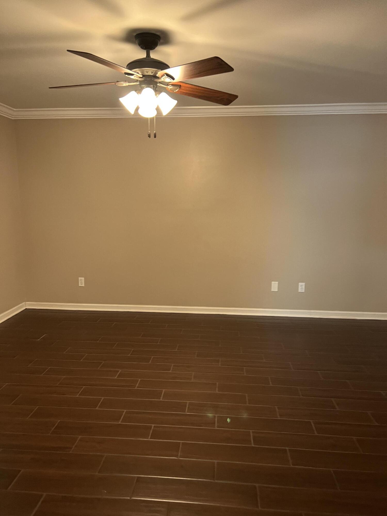 MARINERS COVE - Residential Lease