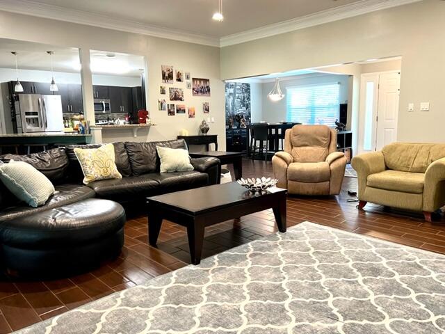 MARINERS COVE - Residential Lease