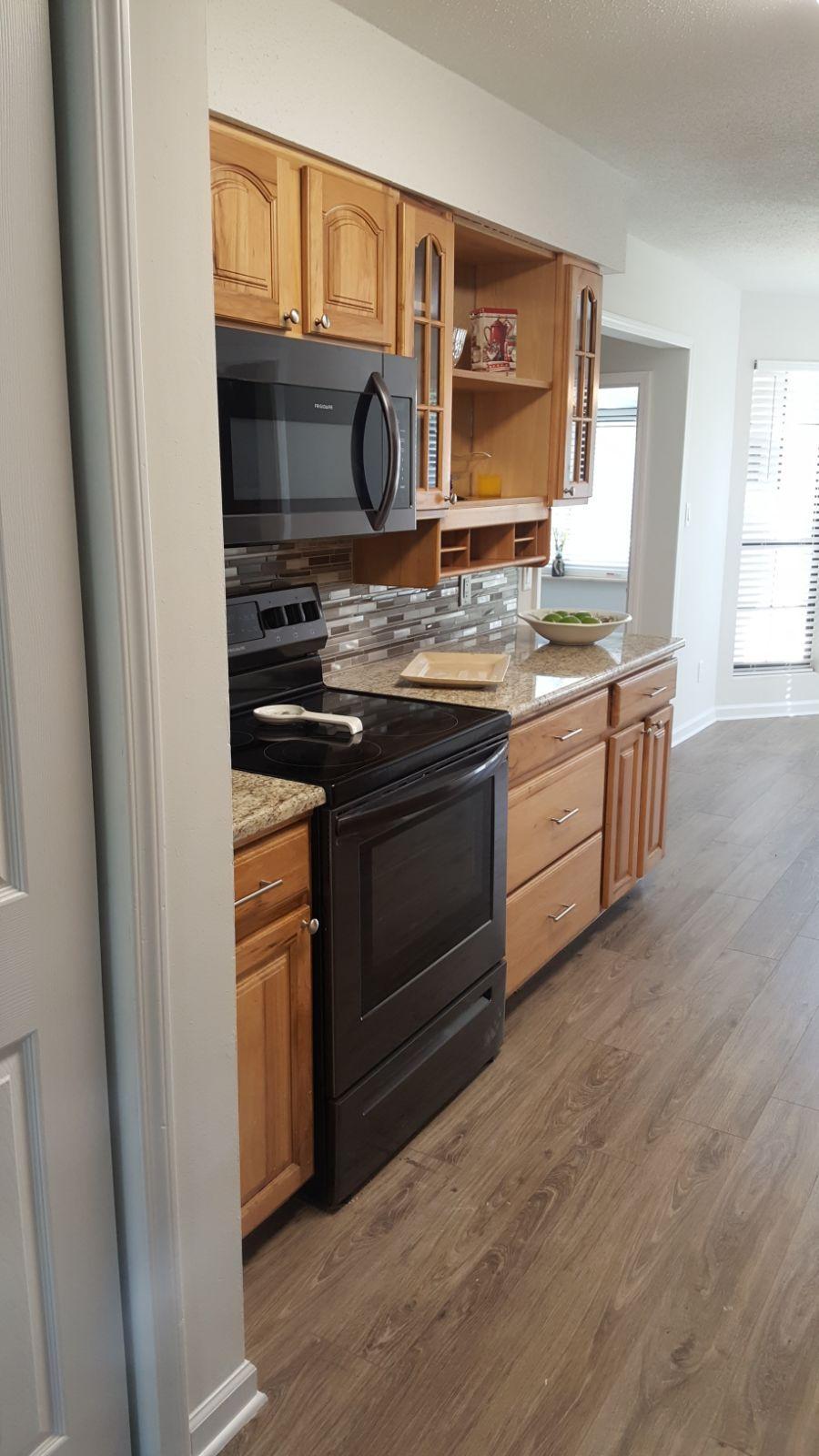 TIMBERLAKE ESTATES - Residential