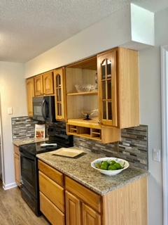 TIMBERLAKE ESTATES - Residential