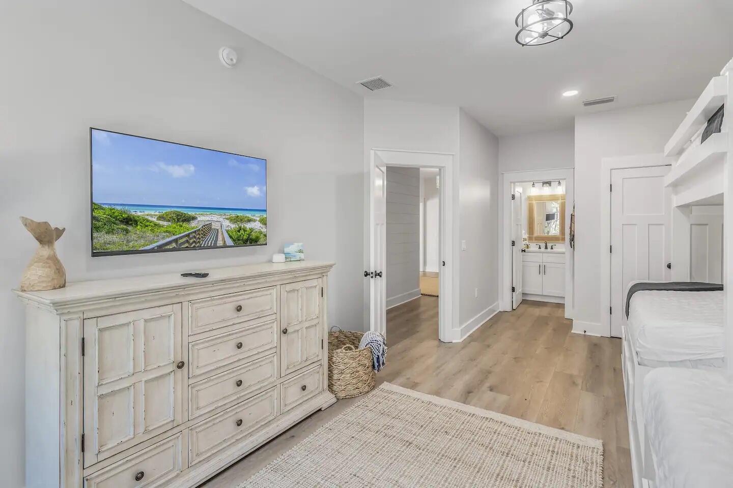 GULF SHORE MANOR - Residential