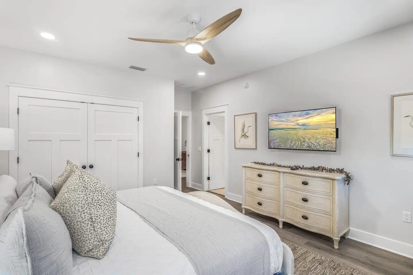 GULF SHORE MANOR - Residential