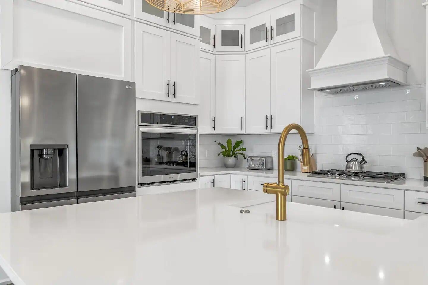 GULF SHORE MANOR - Residential