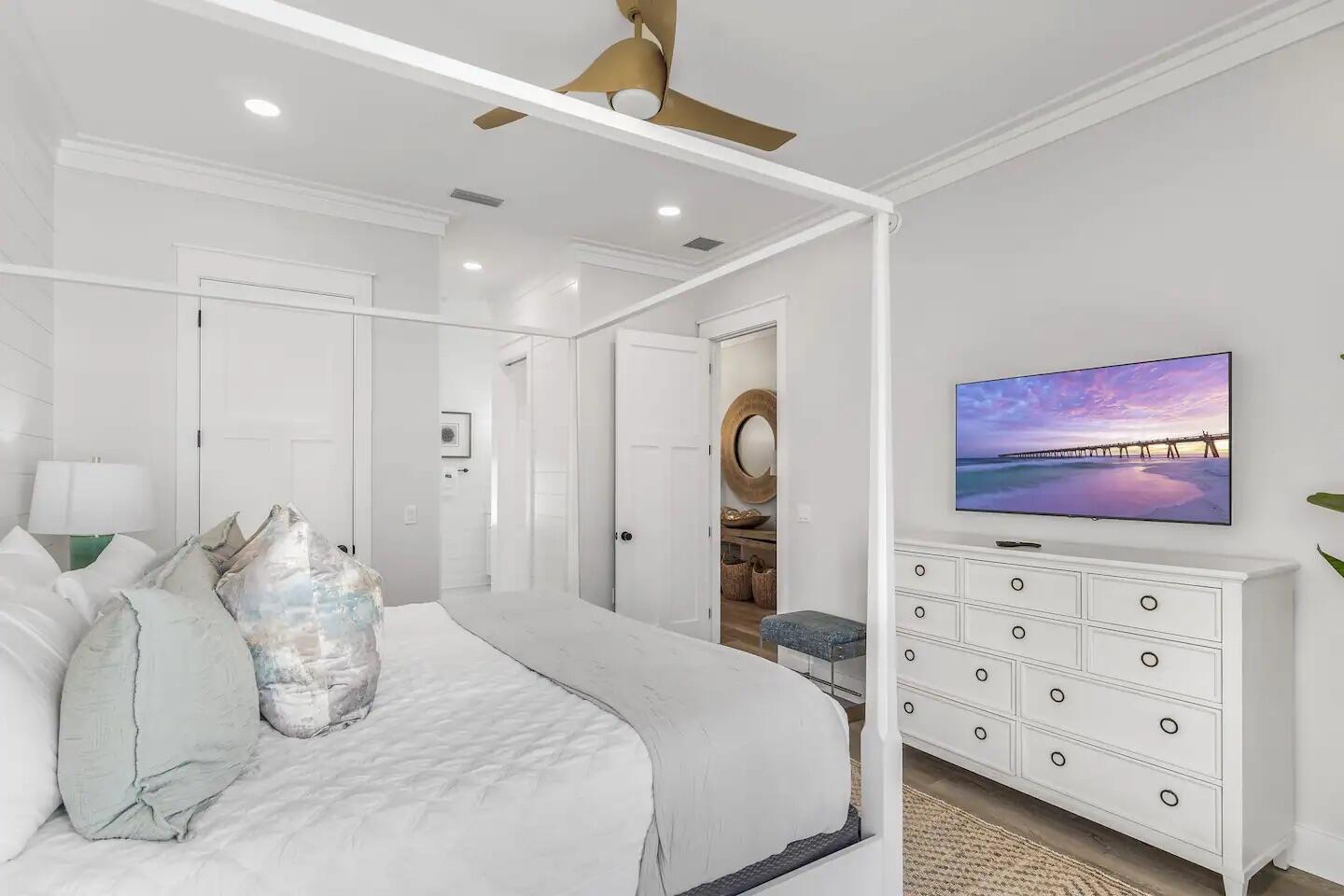 GULF SHORE MANOR - Residential