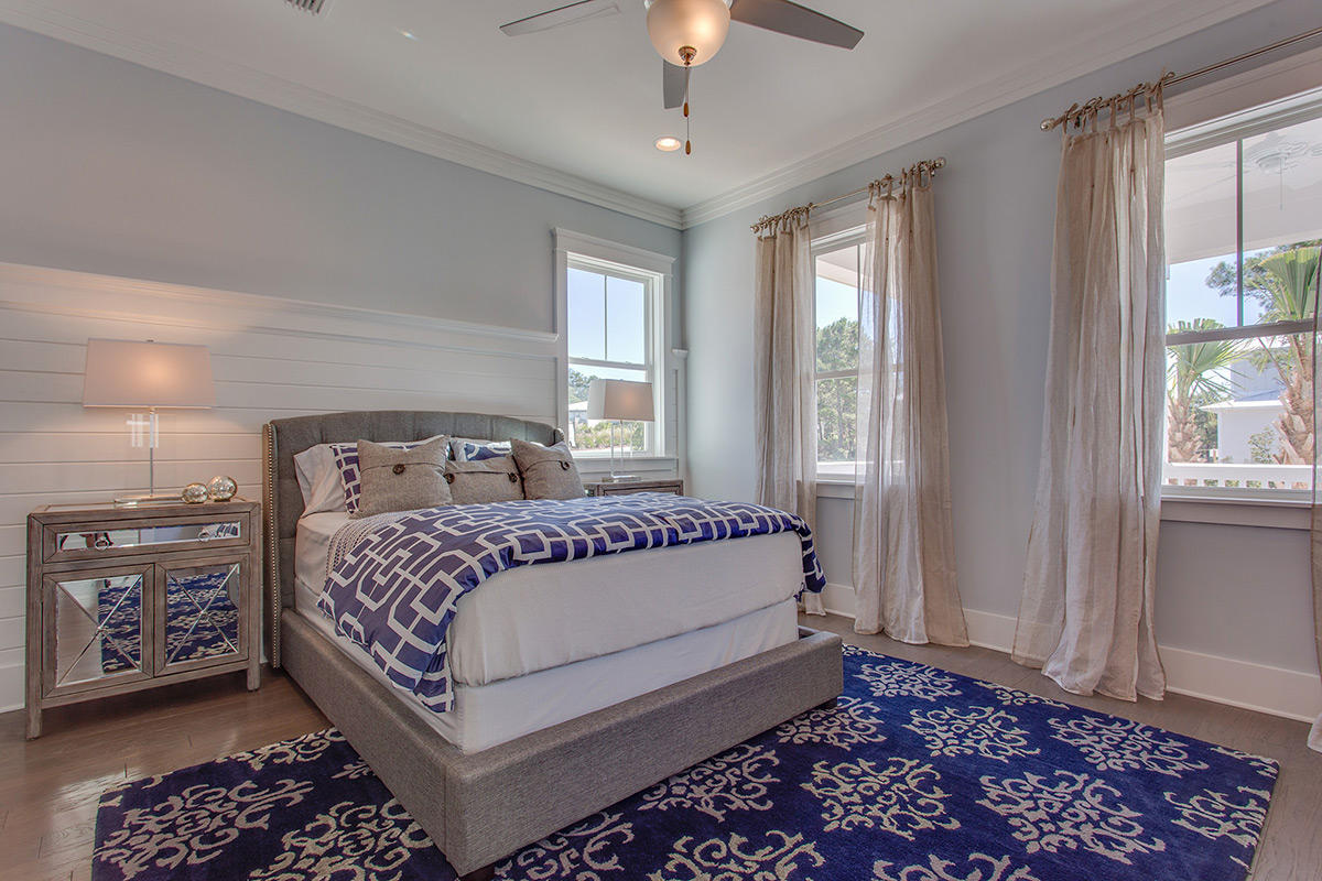 HIGHLAND PARKS - Residential