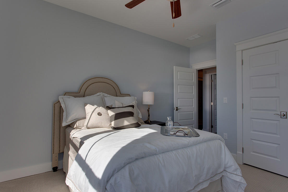 HIGHLAND PARKS - Residential